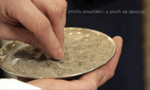 Posypanie popiołem w Popielec